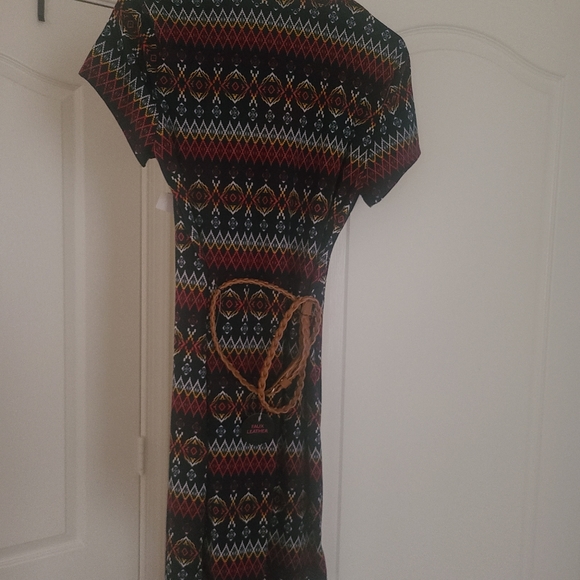 Dress - Picture 3 of 4